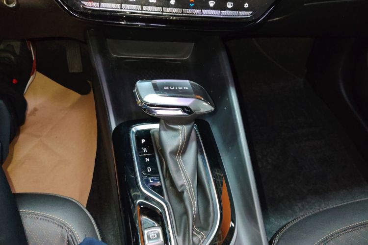 别克 威朗 2023款 Pro 乐享版中控内饰18