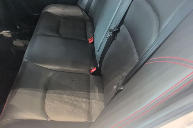 吉利汽车 帝豪 2015款 三厢 1.5L 手动向上版中控内饰21