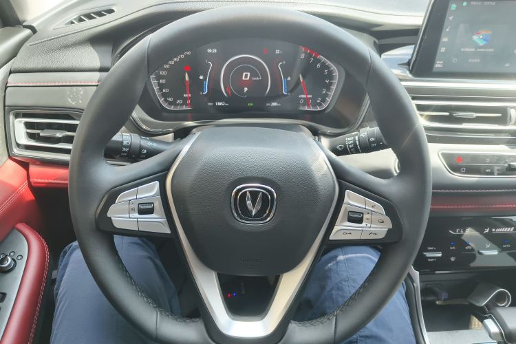 长安CS75 2023款 畅享版 1.5T DCT豪华版局部细节13