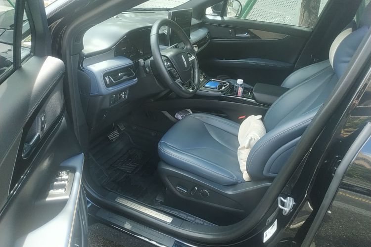 林肯 航海家 2021款 2.0T 四驱尊享版中控内饰7003