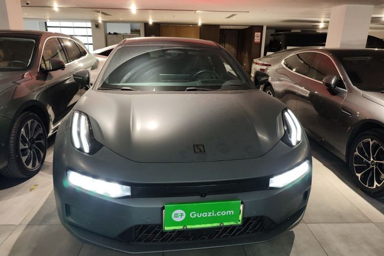 极氪001 2022款 超长续航双电机 ME版车身外观2