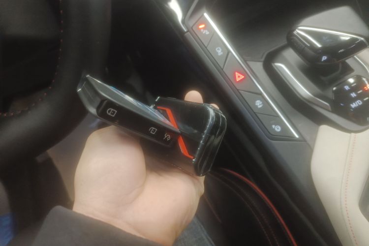 领克06 2020款 1.5T 耀Halo中控内饰7001