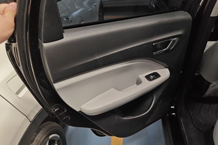 零跑汽车 零跑T03 2022款 皓玉版中控内饰7008