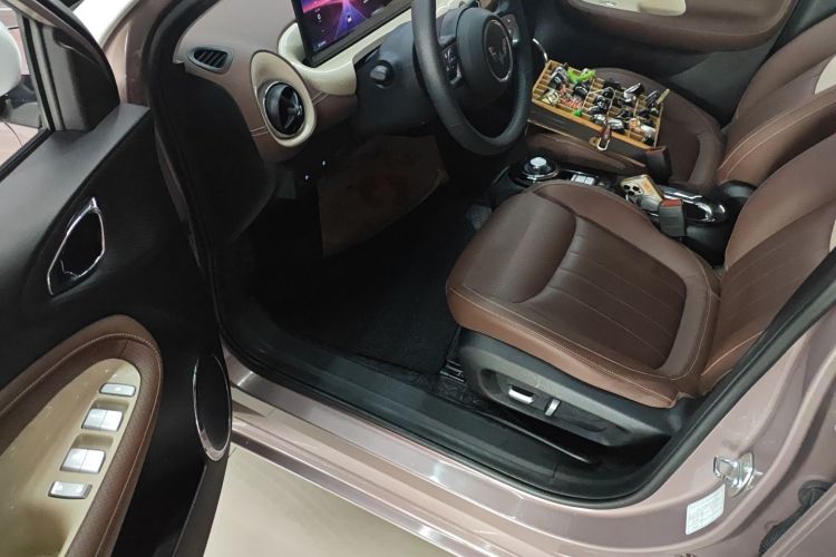 五菱汽车 五菱缤果 2023款 333km 灵犀互联款中控内饰20