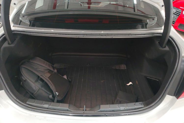 宝马1系 2017款 118i 时尚型局部细节23