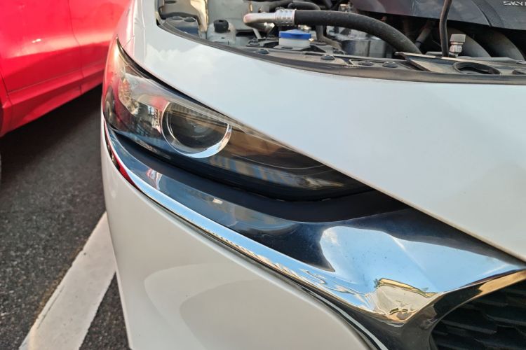 马自达3 昂克赛拉 2020款 1.5L 自动质悦天窗版车身外观8