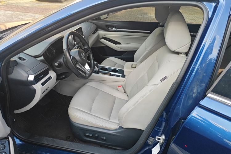 日产 天籁 2019款 2.0L XL Upper 智行版中控内饰20