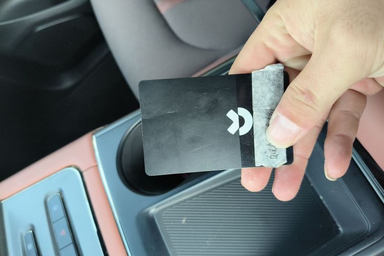 蔚来EC6 2022款 100kWh 运动版中控内饰11