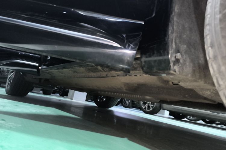 红旗HS5 2023款 2.0T 四驱旗享Pro版局部细节9001