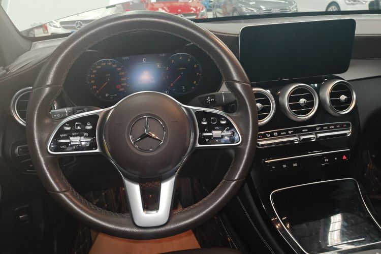 奔驰GLC 2020款 改款 GLC 260 L 4MATIC 动感型局部细节18