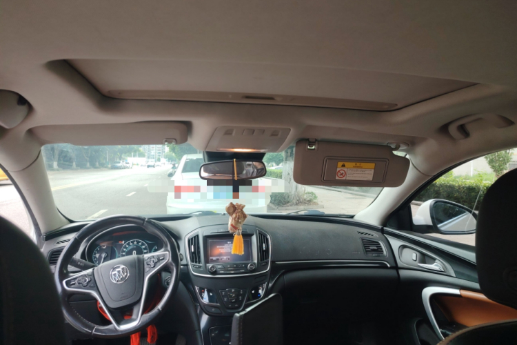 别克 君威 2015款 1.6T 精英技术型局部细节22