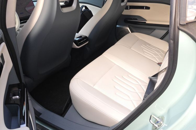 昊铂GT 2023款 560后驱科技版中控内饰7004