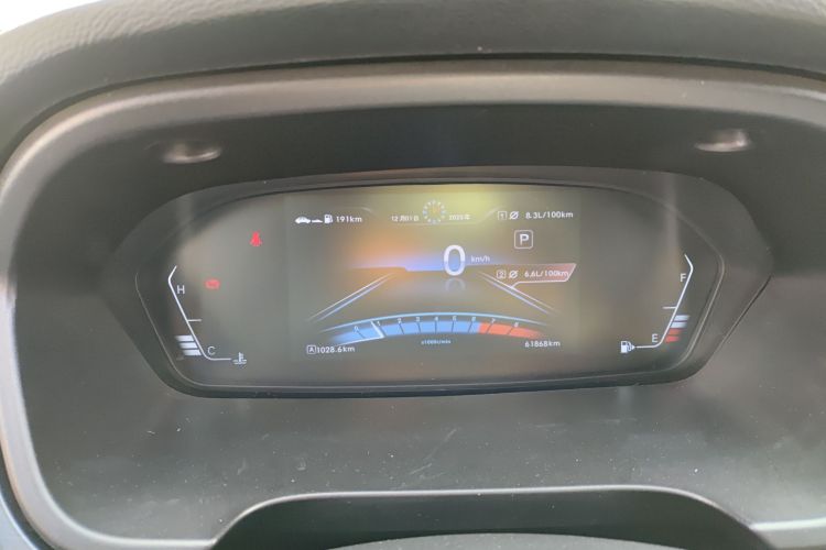 北汽威旺M60 2017款 1.5T CVT钻石版局部细节14