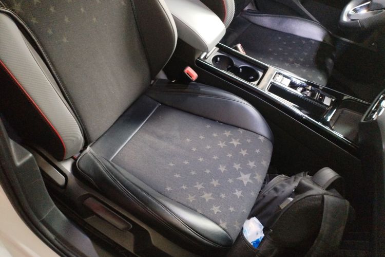 大众 2023款 凌渡L 280TSI DSG酷辣版局部细节41