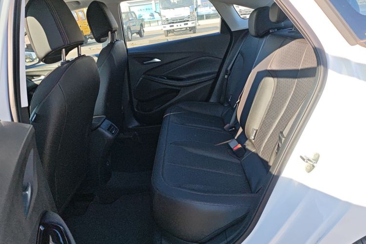 别克 威朗 2023款 Pro 乐享版中控内饰21