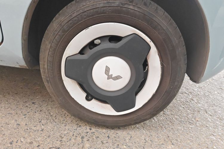 五菱汽车 宏光MINIEV 2022款 轻松款 磷酸铁锂车身外观10