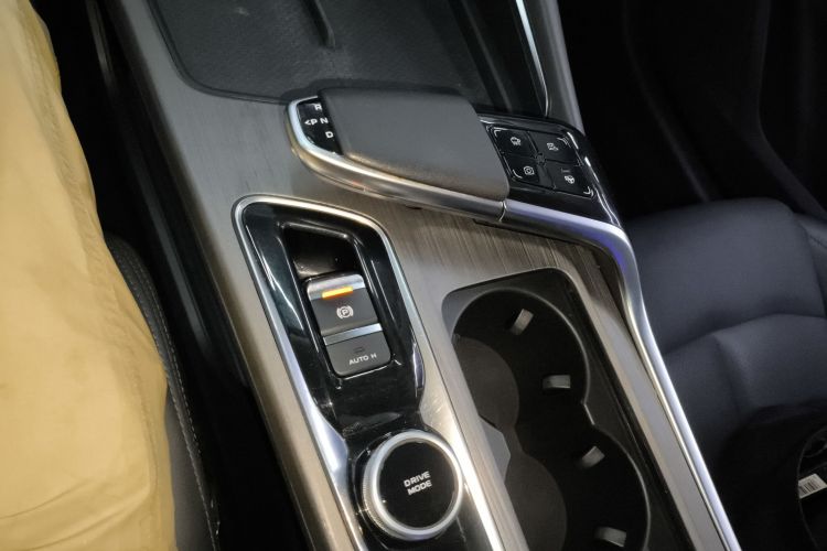 长安UNI-T 2020款 1.5T 旗舰型局部细节18