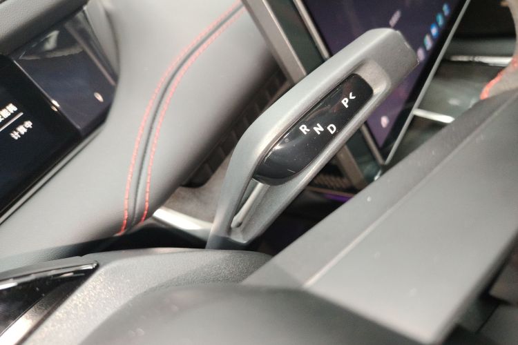 小米汽车 小米SU7 Ultra 2025款 Ultra局部细节18