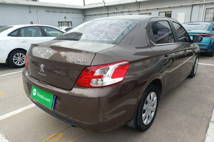 标致301 2014款 1.6L 手动舒适版车身外观7