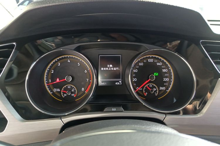 大众 2021款 途安L 280TSI DSG舒适版 7座局部细节14