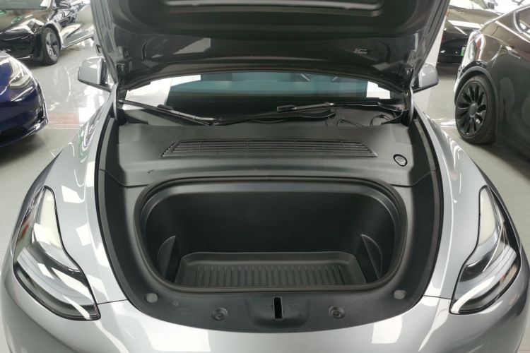 特斯拉 Model Y 2024款 Performance高性能版局部细节24