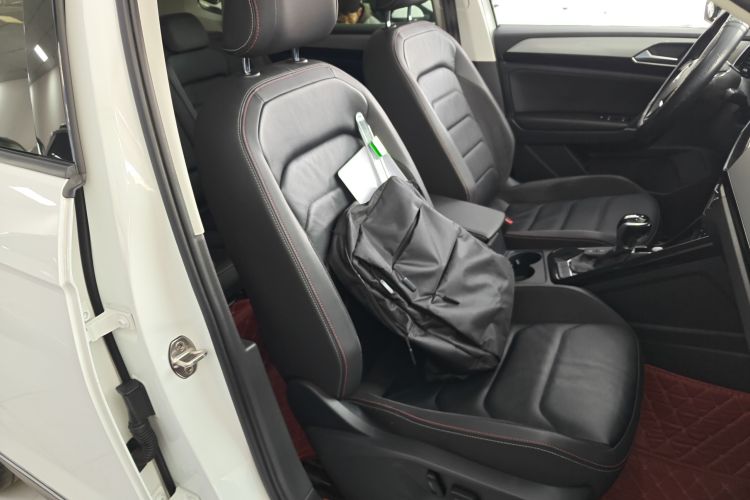 大众 探岳 2020款 330TSI 两驱豪华智联版局部细节41