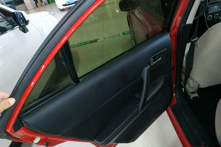 马自达6 2015款 2.0L 自动时尚型中控内饰7008