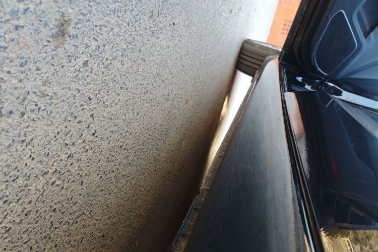 红旗H5 2022款 经典款 改款 1.8T 自动智联旗韵版局部细节9002