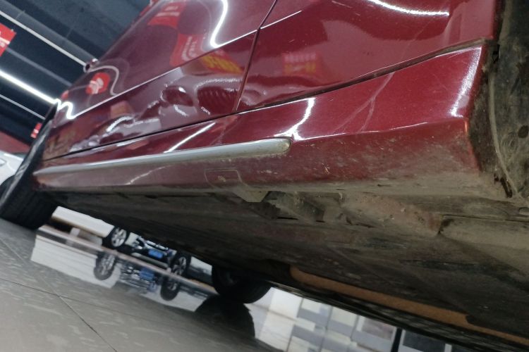 奔驰C级 2020款 改款 C 260 L 运动版局部细节9001