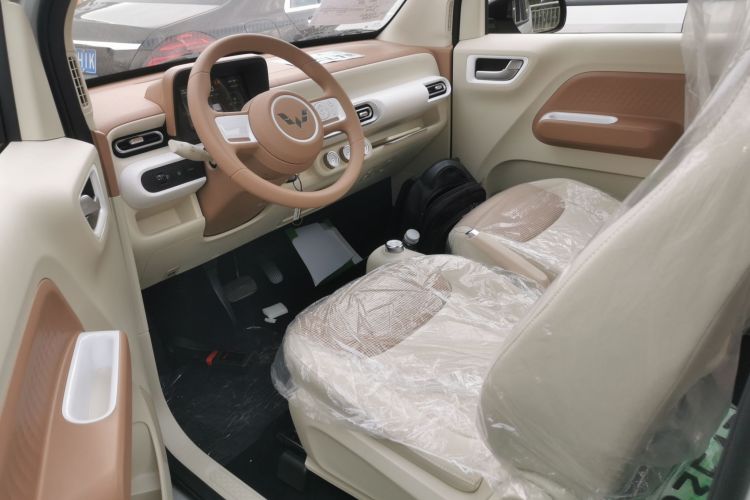 五菱汽车 宏光MINIEV 2024款 第三代 215km 青春版中控内饰19