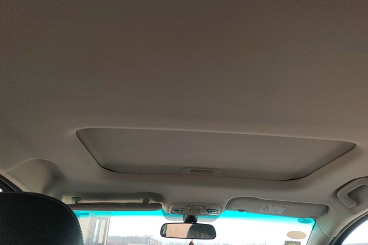 吉利汽车 远景X3 2017款 1.5L 手动尊贵型局部细节22