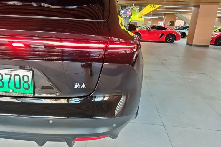 蔚来ET5T 2024款 75kWh Touring车身外观9