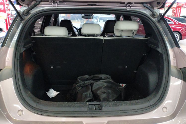 比亚迪 海豚 2023款 401km 骑士版机舱底盘23