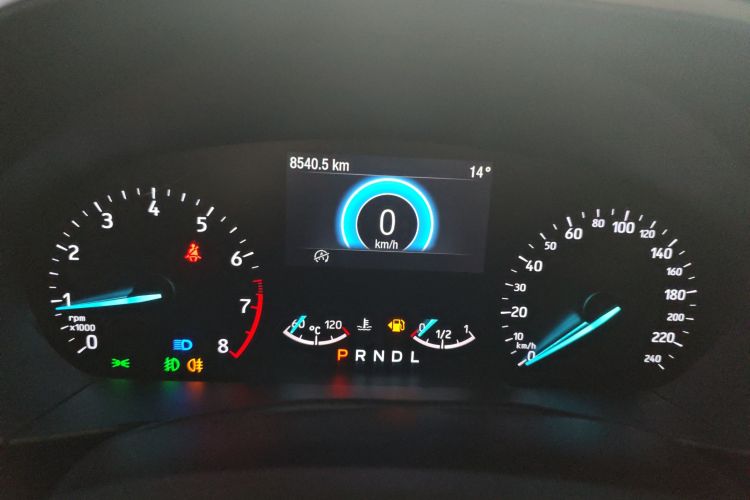 福特 福克斯 2020款 两厢 EcoBoost 180 自动锋潮型局部细节14