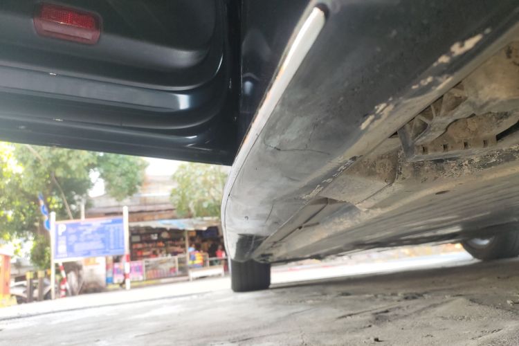 奔驰C级 2022款 改款 C 200 L 运动版局部细节9002