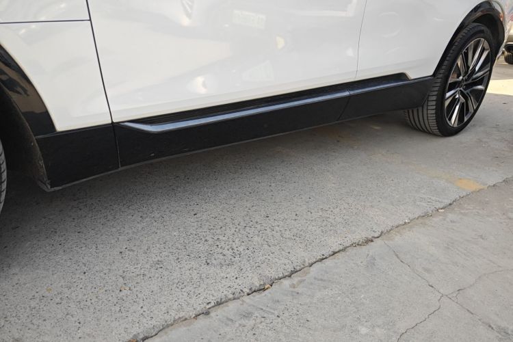 凯迪拉克 IQ锐歌 2022款 四驱高性能尊贵版局部细节9002