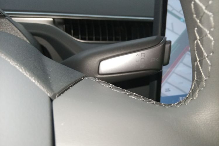 小鹏MONA M03 2024款 515 长续航中控内饰18