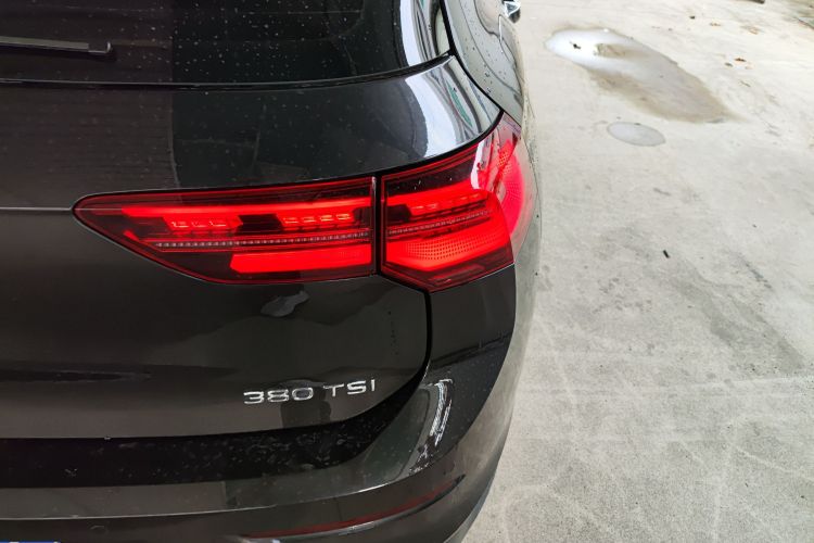 大众 高尔夫GTI 2023款 380TSI DSG GTI车身外观6001