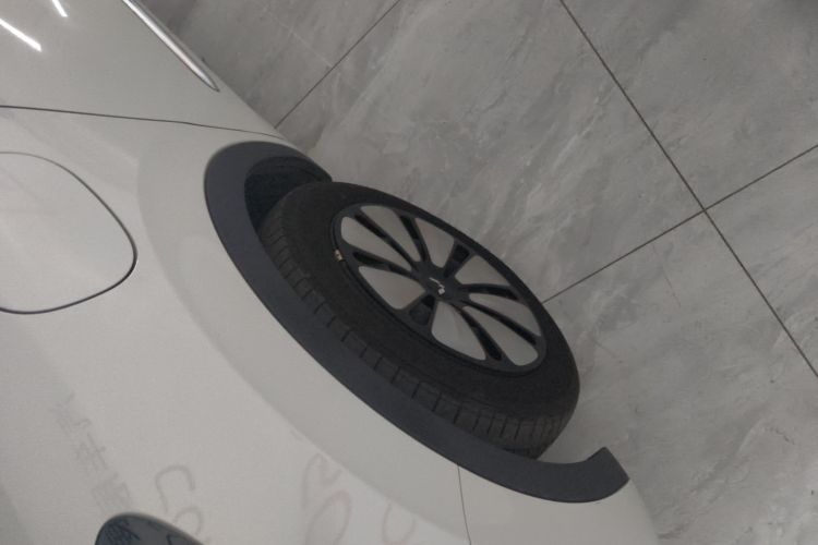 五菱汽车 五菱缤果 2023款 333km 灵犀互联款车身外观6007