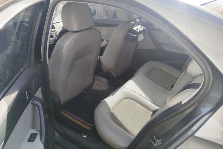 斯柯达 昕锐 2015款 1.6L 自动智选型中控内饰21