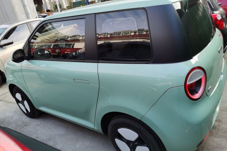 长安启源 长安Lumin 2022款 155km 清甜款车身外观4