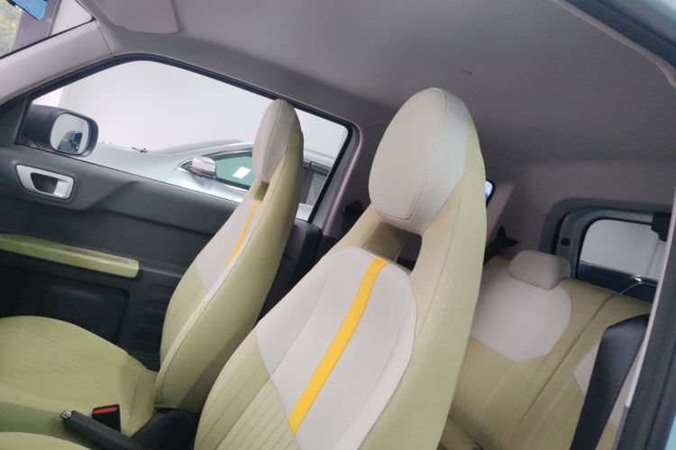 吉利银河 2024款 熊猫mini 200km 耐力熊中控内饰22