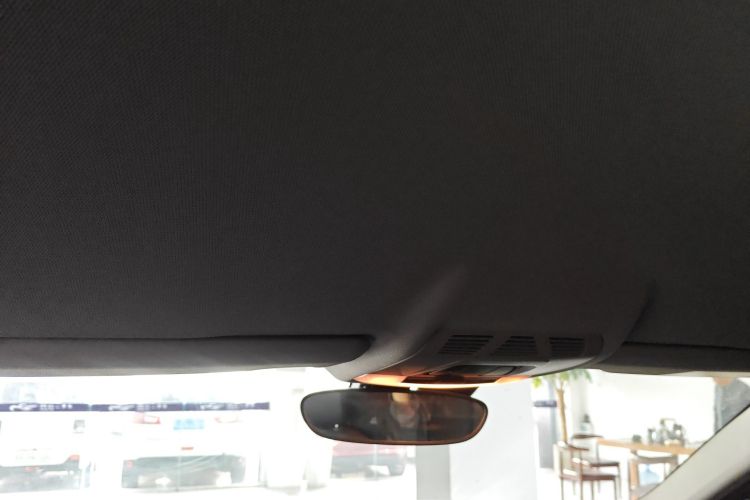 宝马1系 2022款 120i M运动版局部细节22