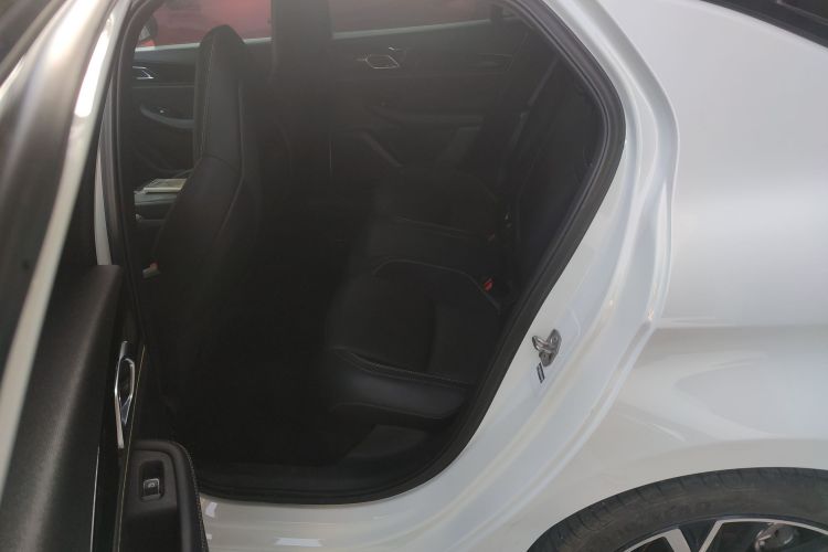 领克03 2023款 1.5TD DCT劲Pro中控内饰21