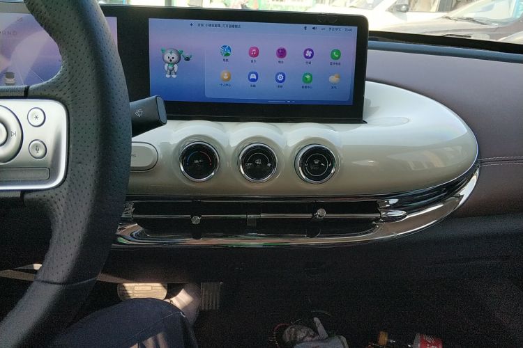 五菱汽车 五菱缤果 2023款 410km 灵犀尊享款中控内饰16
