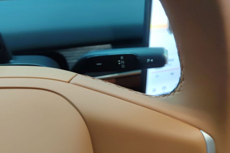 乐道L60 2024款 60kWh 后驱版中控内饰18