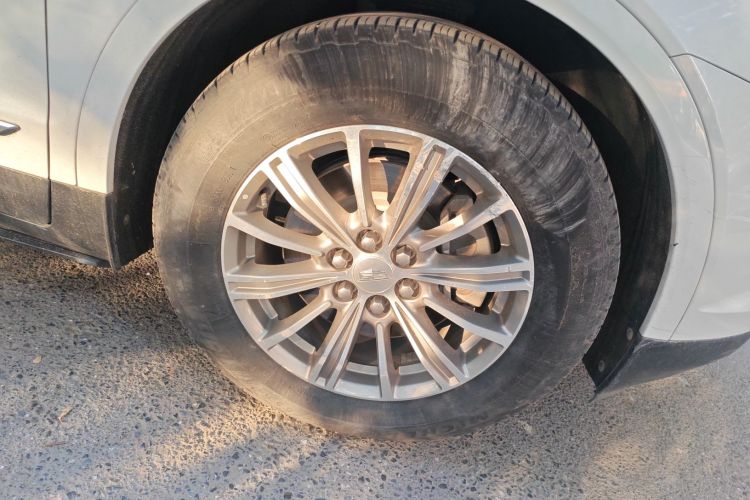 凯迪拉克XT5 2018款 25T 豪华型车身外观10