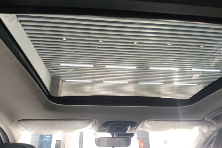 现代 2022款 途胜L 1.5T DCT LUX尊贵版 N Line局部细节22