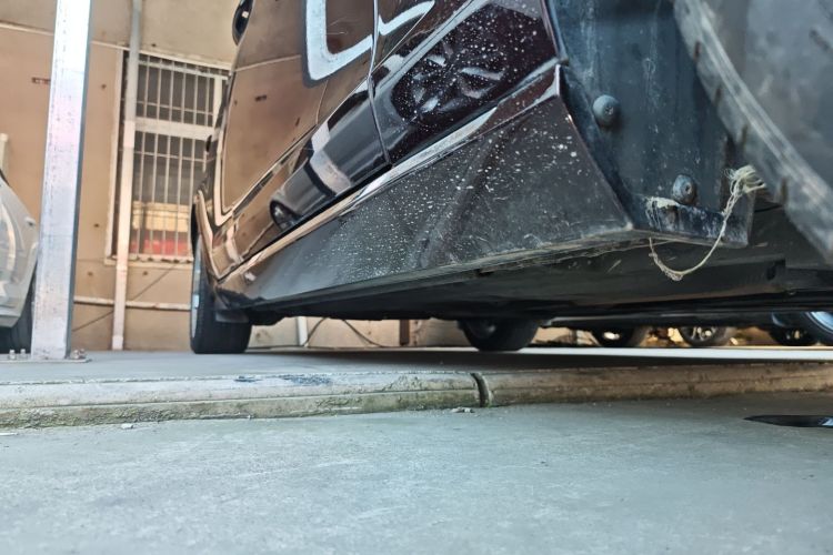 捷豹XFL 2020款 XFL 2.0T P200 两驱精英版局部细节9001