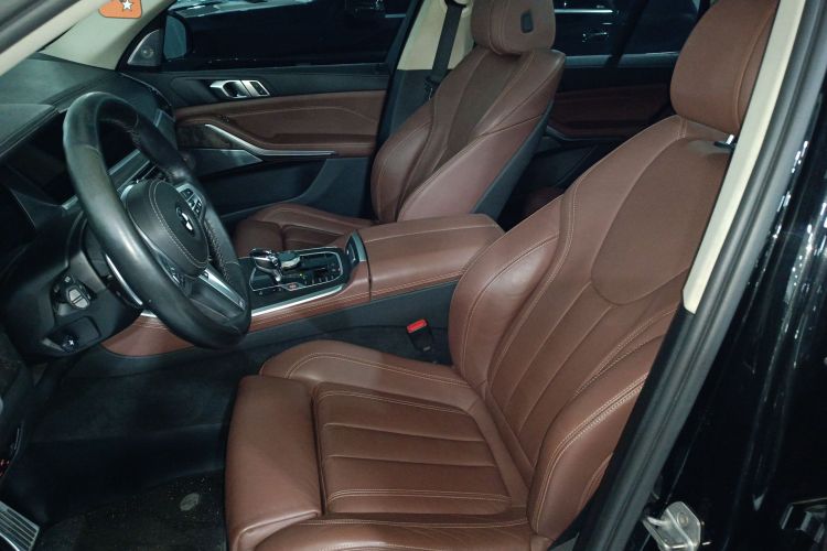 宝马X5(进口) 2020款 xDrive30i M运动套装中控内饰19